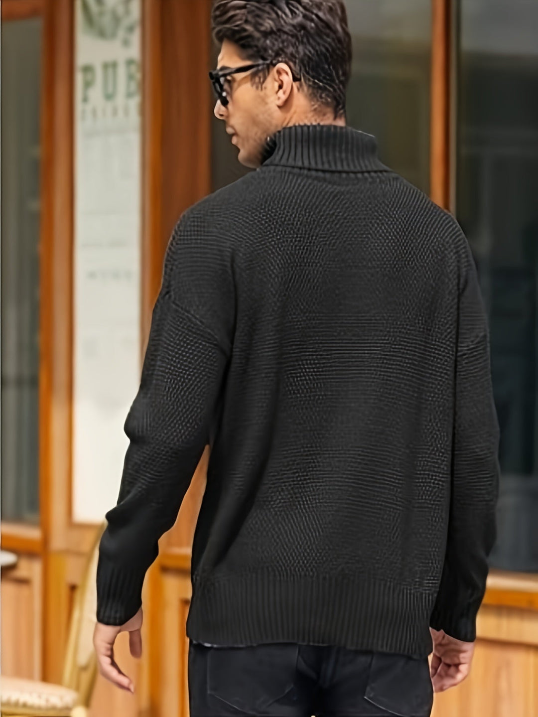 Noah | Stylish Cable-Knit Turtleneck Sweater