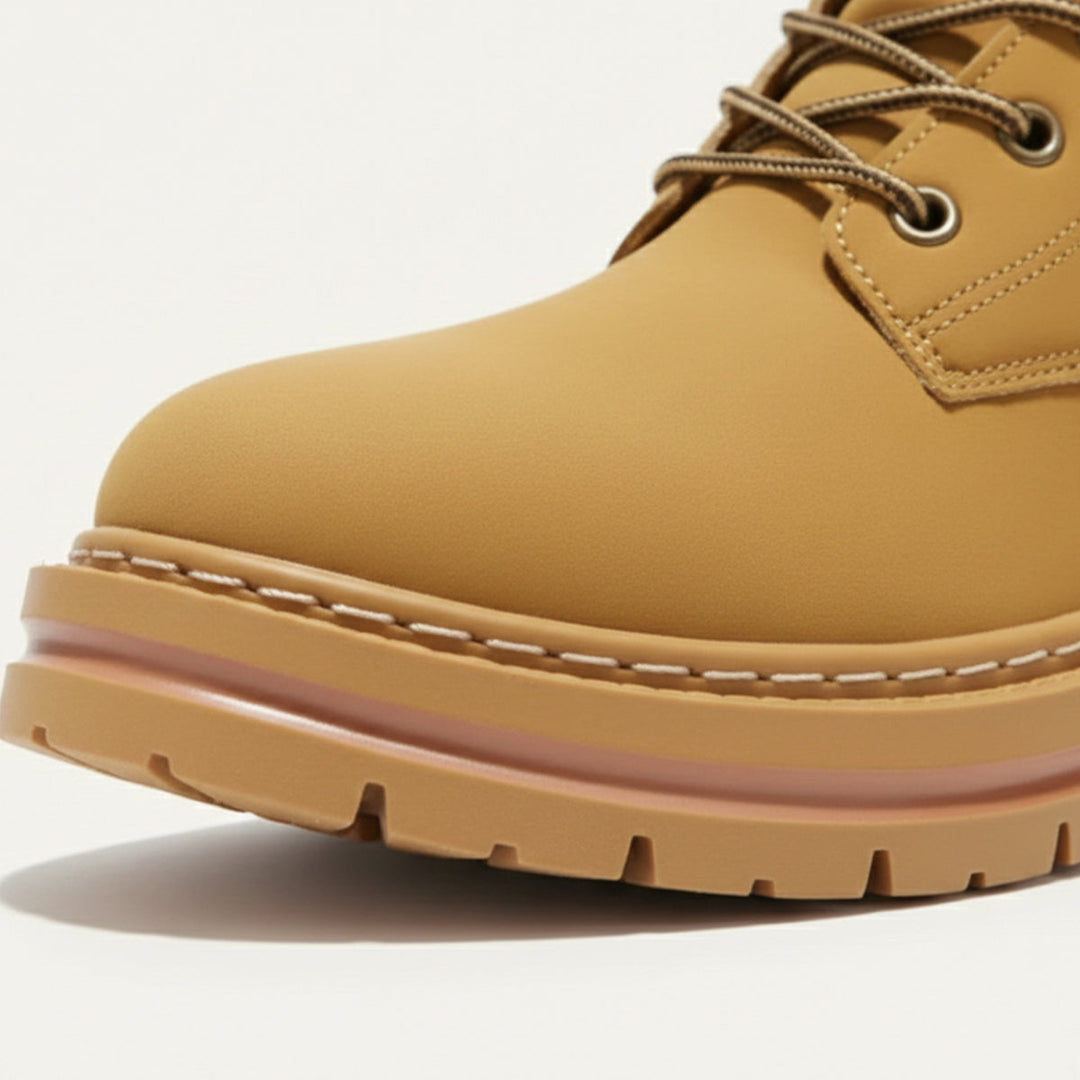 Patrick | Timeless Lace-Up Lug Sole Winter Boots Men