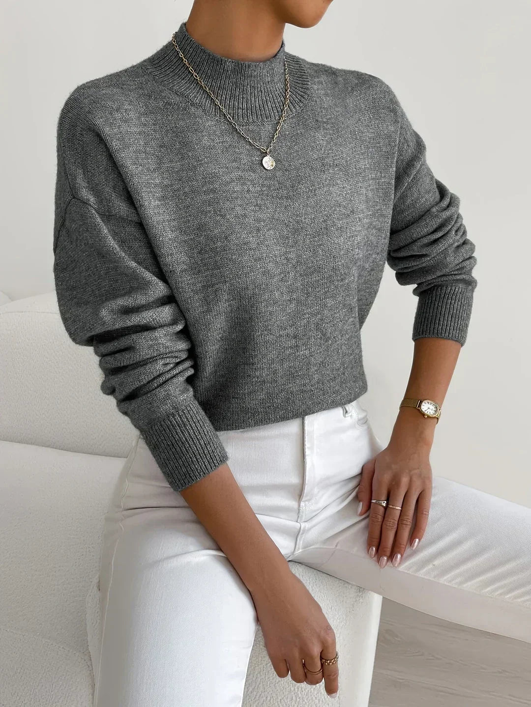 Ruth | Graceful Turtleneck Knit Sweater with Ribbed Trim