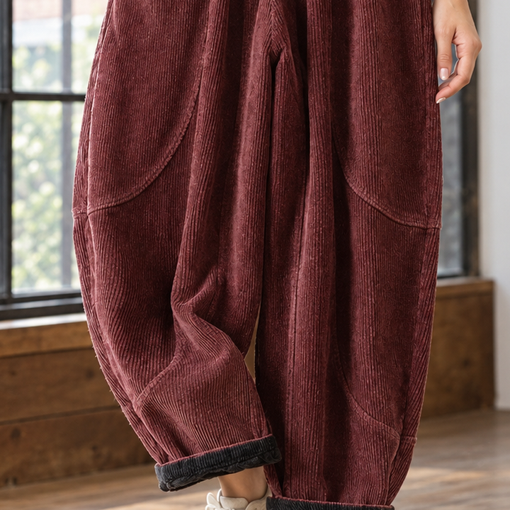 Samantha | Relaxed Cropped Harem Corduroy Pants