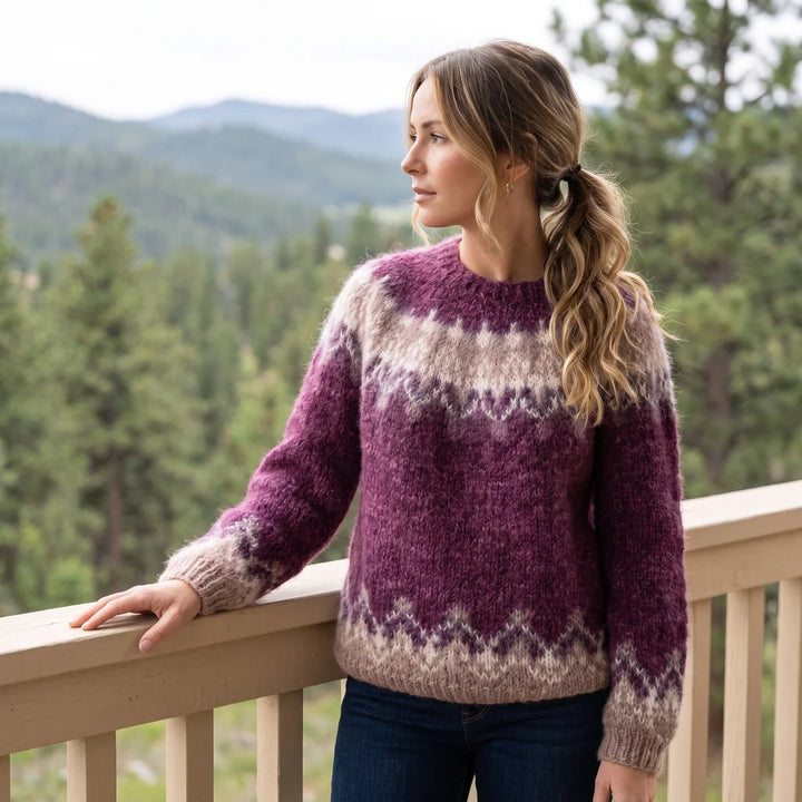 Sarah | Cozy Fair Isle Christmas Sweater Women