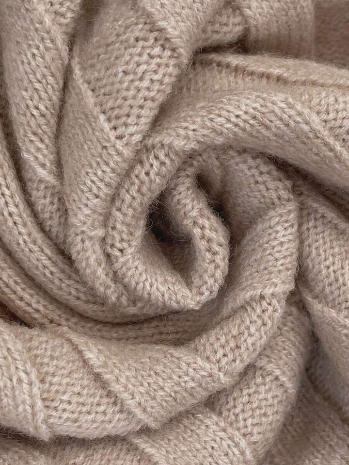 Sharon | Stylish V-Neck Oversized Sweater with Batwing Sleeves