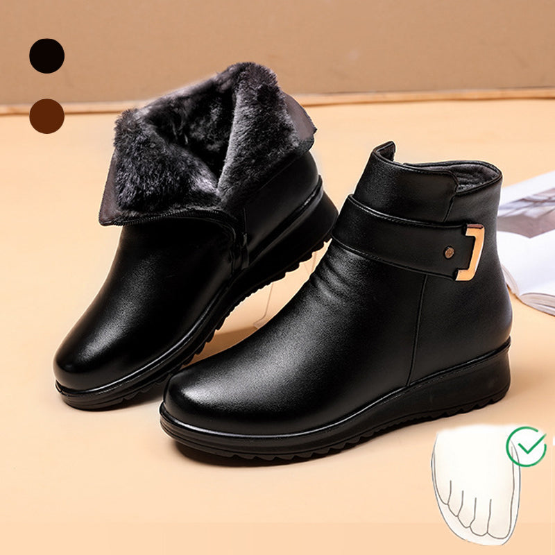 Susan | Chic Fur-Lined Ankle Winter Boots with Buckle Strap