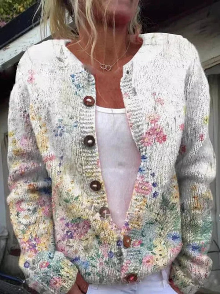 Virginia | Effortless Floral Christmas Cardigan with Button Front