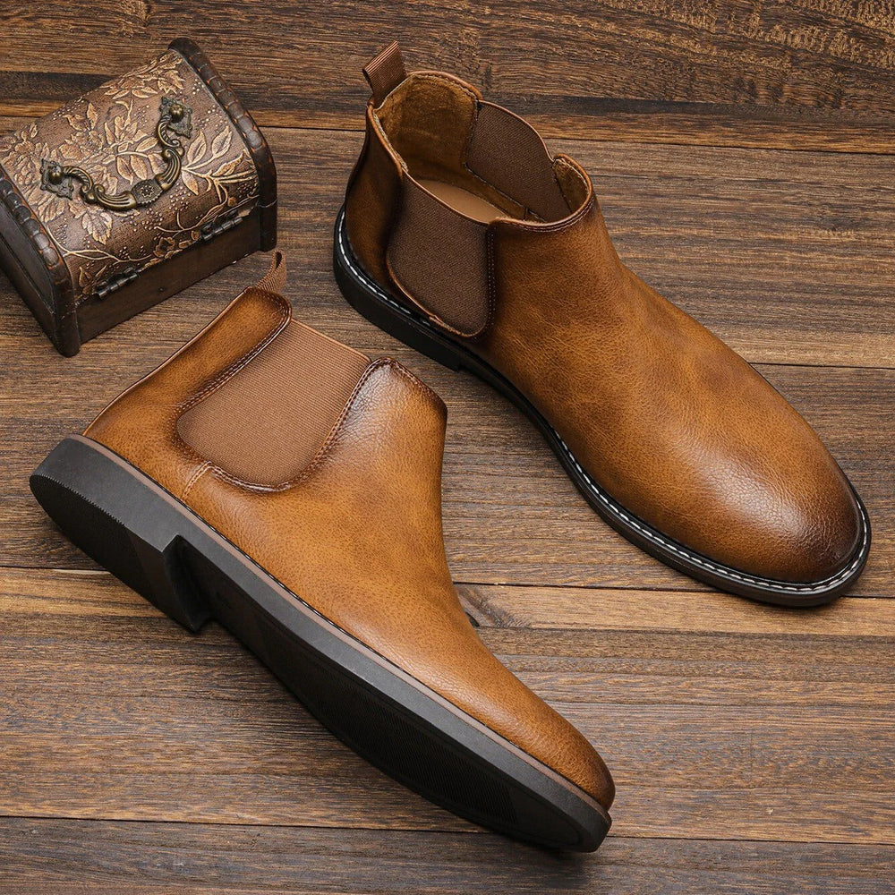 William | Timeless Slip-On Chelsea Ankle Boots
