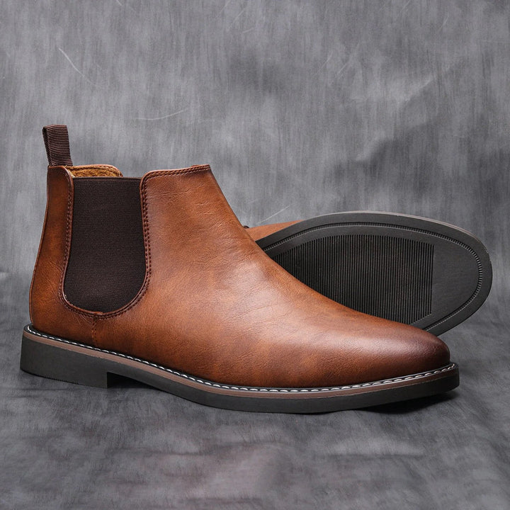 William | Timeless Slip-On Chelsea Ankle Boots